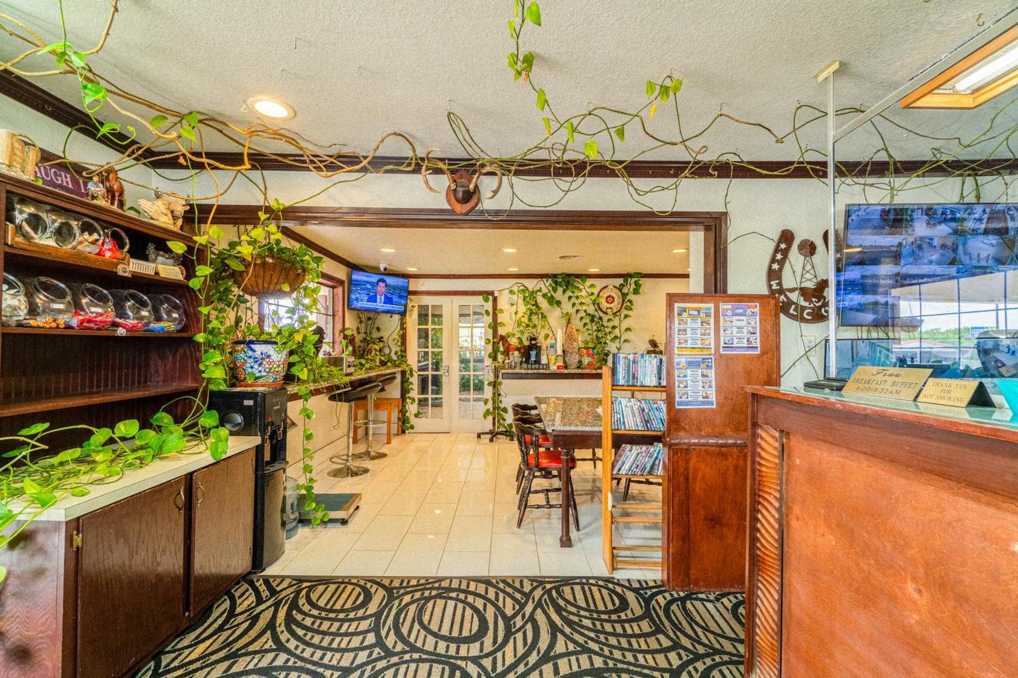 Purple Sage By Oyo Snyder Tx Motel Exterior photo