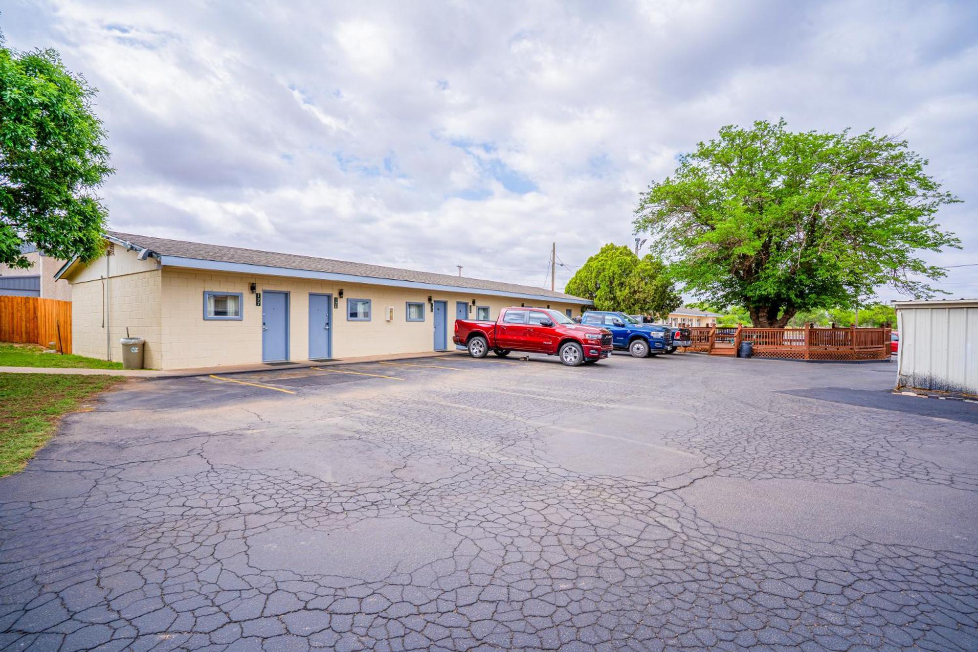 Purple Sage By Oyo Snyder Tx Motel Exterior photo
