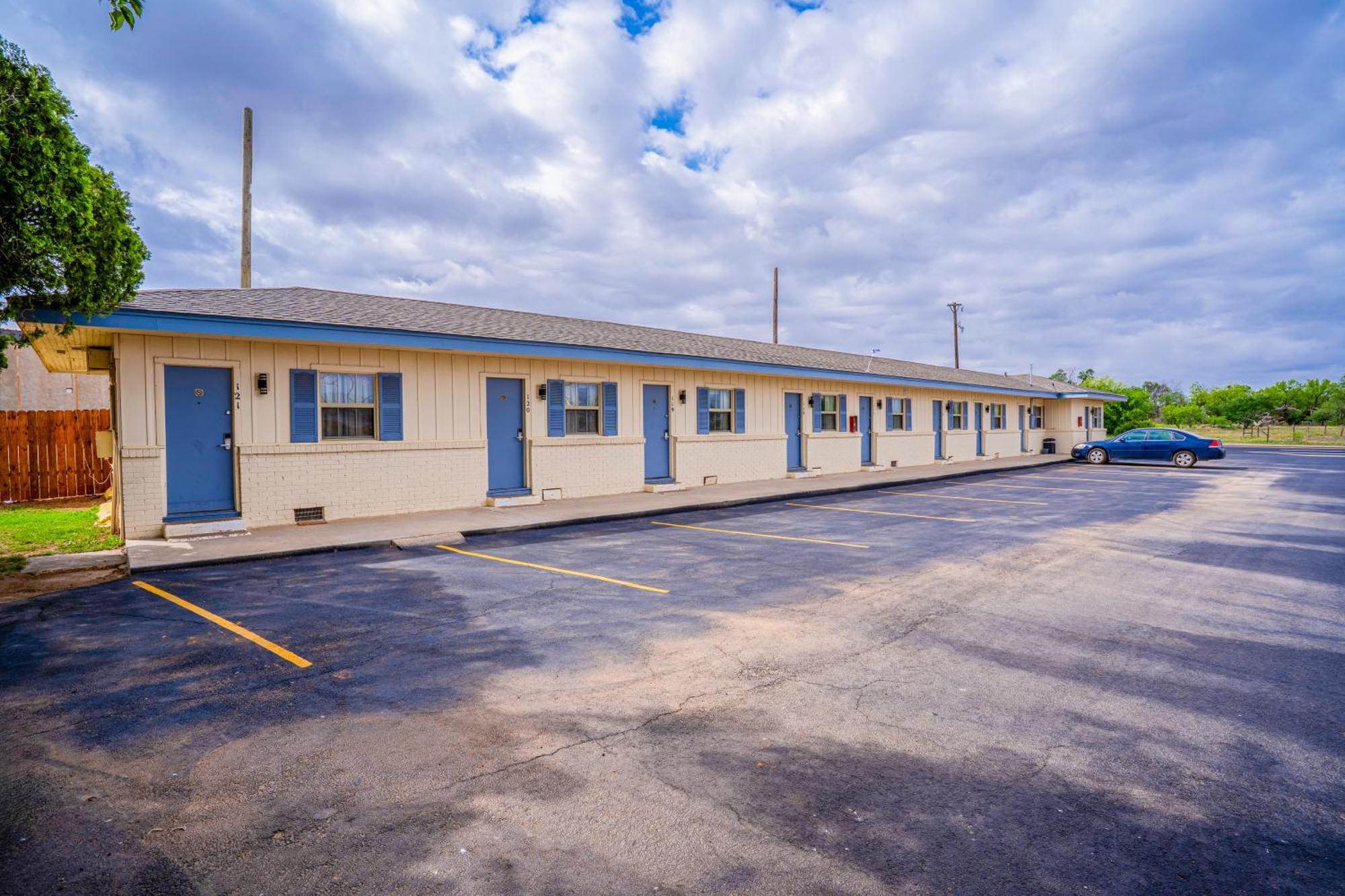 Purple Sage By Oyo Snyder Tx Motel Exterior photo