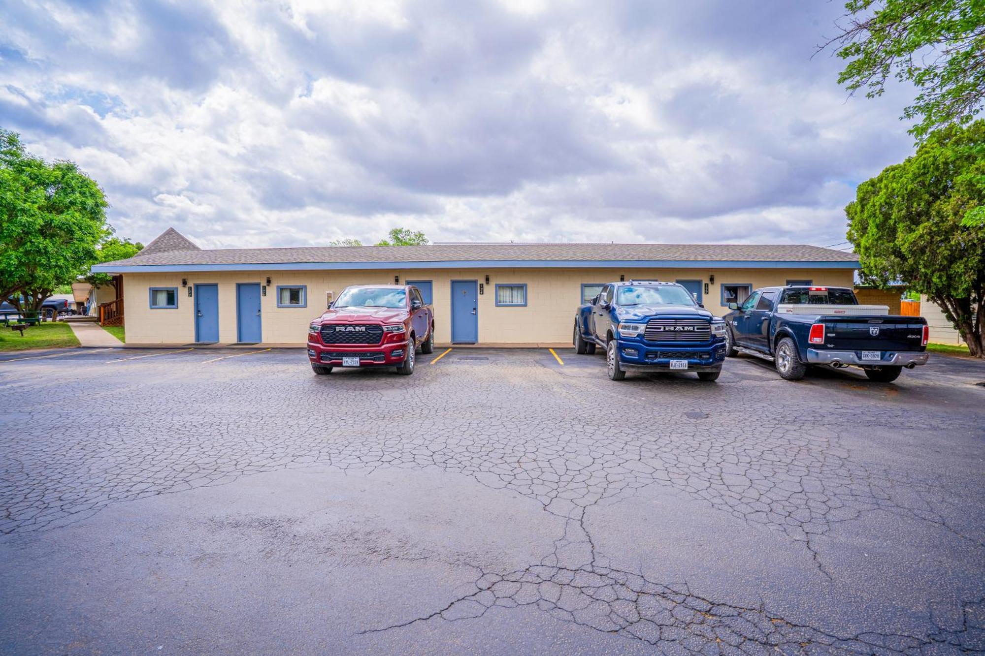 Purple Sage By Oyo Snyder Tx Motel Exterior photo